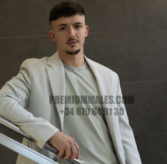 Yeri_1-gigolo-escort-acompañante-barcelona