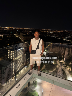 Jesus_6-gigolo-barcelona-acompañante-escort